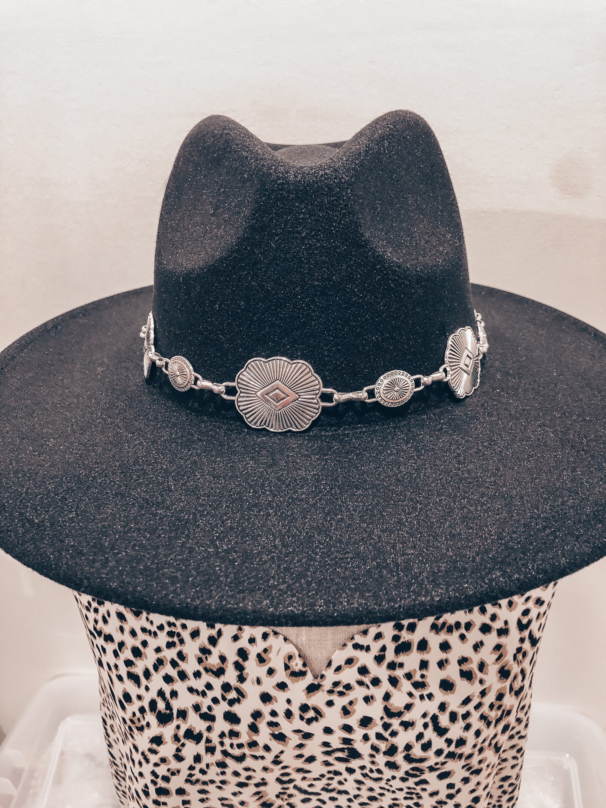 Black Wide-Brim Fedora Felt Hat with Concho Band Noir Rancher - Wool Felt Fedora Hat (Black) | Lack of Color [US] main image 2